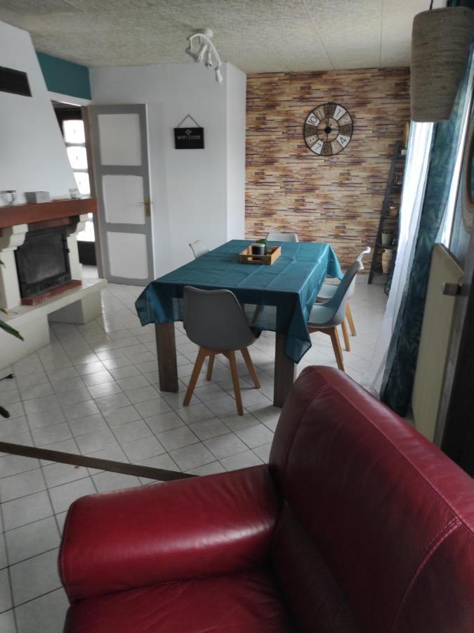 Maison De Village Avec Exterieur Oysonville Eksteriør billede