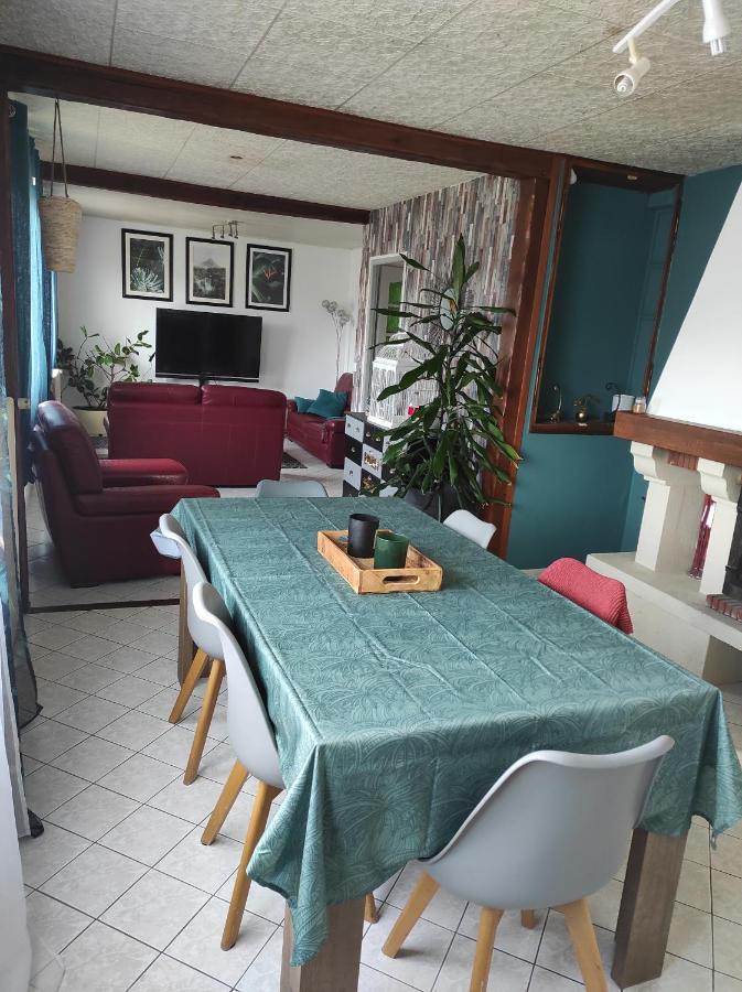 Maison De Village Avec Exterieur Oysonville Eksteriør billede